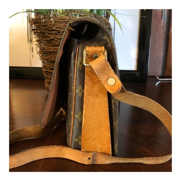 🌸SOLD🌸AUTHENTIC LOUIS VUITTON CARTOUCHIERE GM - Picture 3 of 8